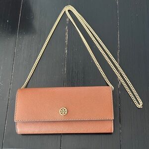 Tory Burch Emerson Wallet On A Chain